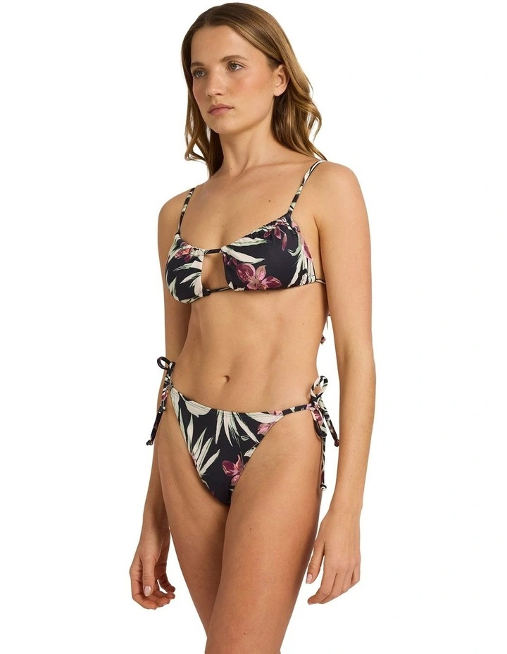 Beach Classics Bikini Bottom in Black image 3