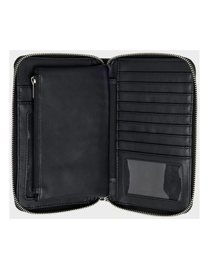 Back In Brookly Leather Wallet in Black image 3