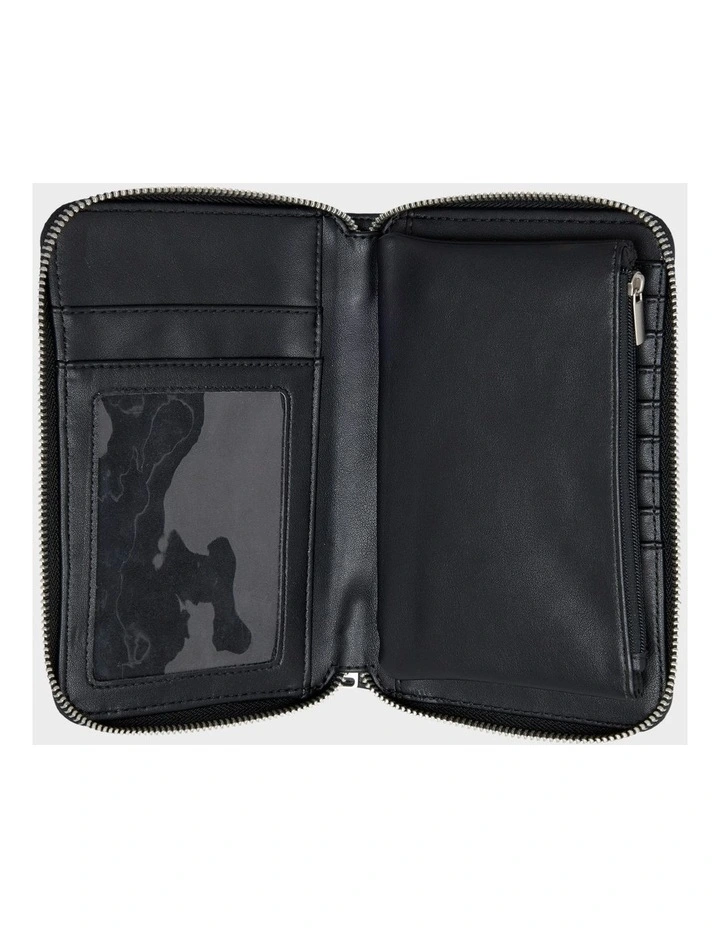 Back In Brookly Leather Wallet in Black image 4