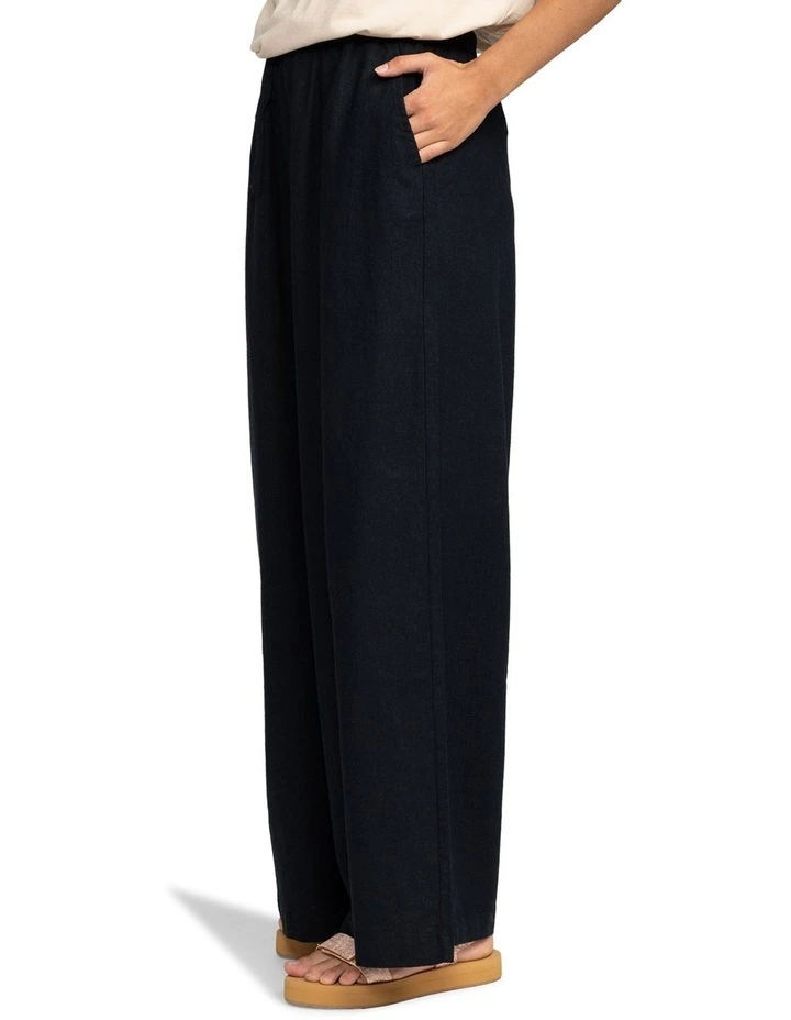 Lekeitio Break Mid Pants in Black image 3