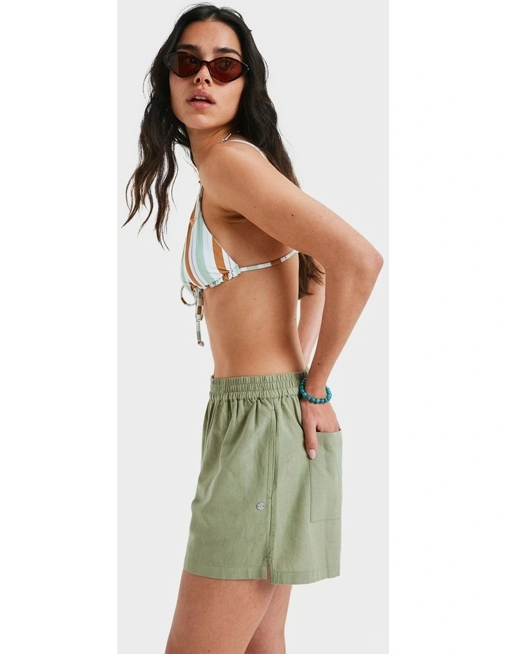 Lekeitio Bay II Elastic Waist Shorts in Green image 3