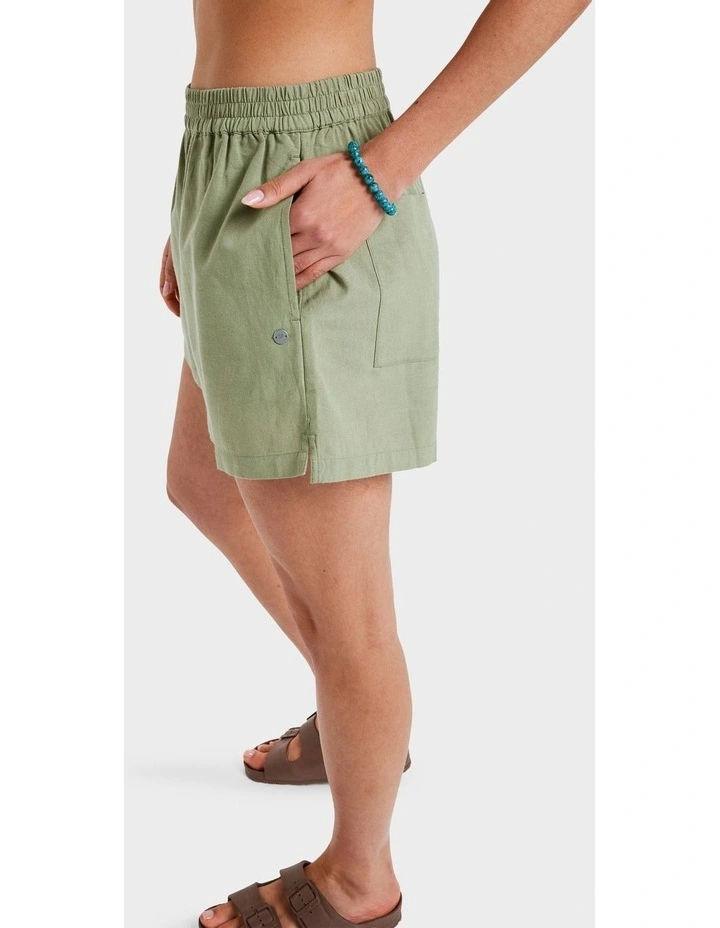 Lekeitio Bay II Elastic Waist Shorts in Green image 4