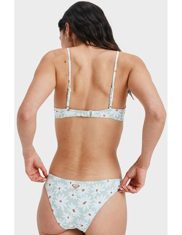 Dream Floral Underwire Bikini Top in Green image 2