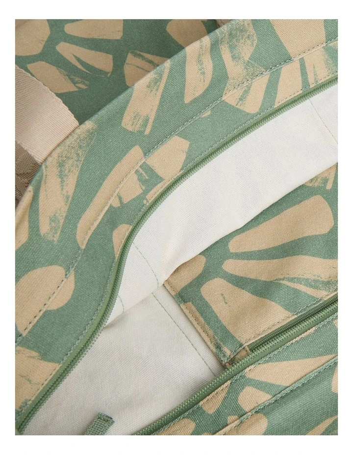 Suntribe Tote Bag in Green image 5