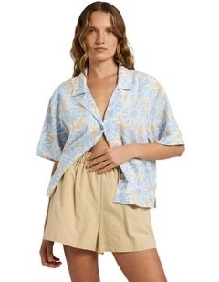 Daisy Haze Short Sleeve Shirt in Blue