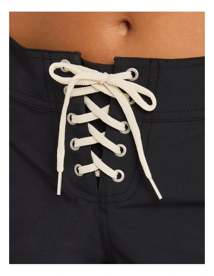 Heartland 3 Inch Boardshorts In Black image 4
