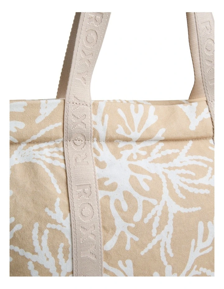 Coral Cove Tote Bag In Pebble image 4