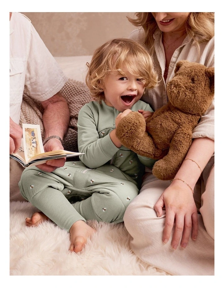 Sleep Suit 2.5T Quilted Stretch Cotton Bees in Olive image 3