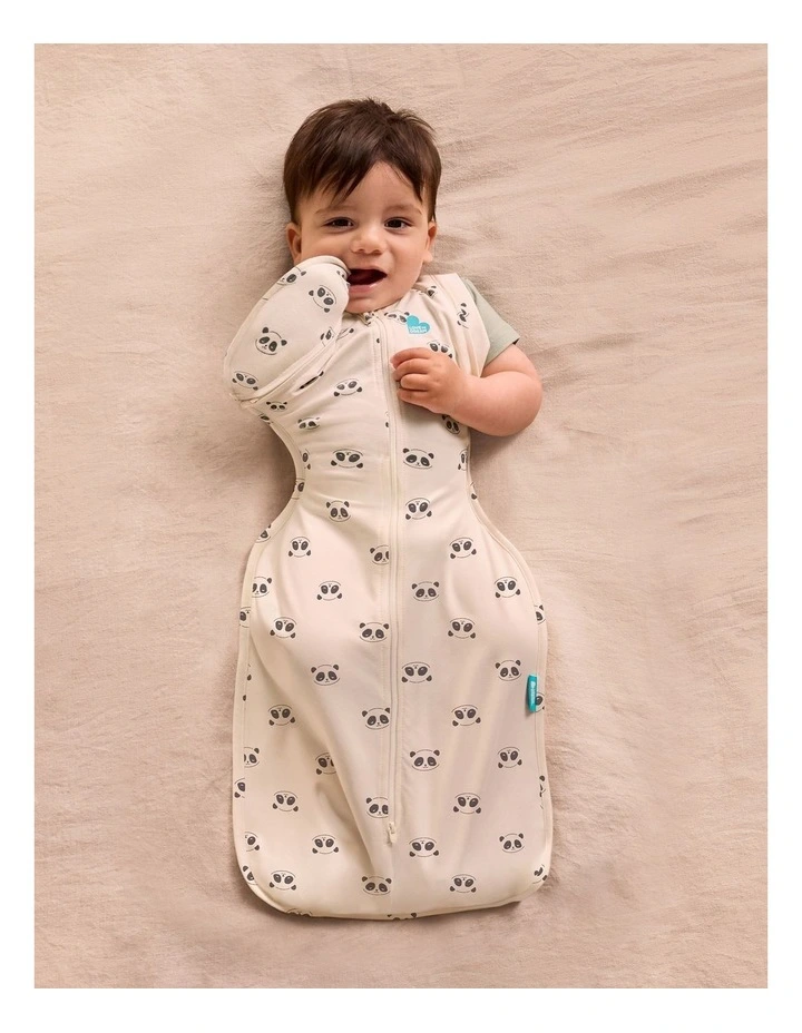 1.0T Stretch Cotton Sleepy Panda Transition Bag in Cream image 2