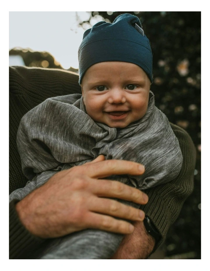 Baby Merino Beanie in Navy image 2