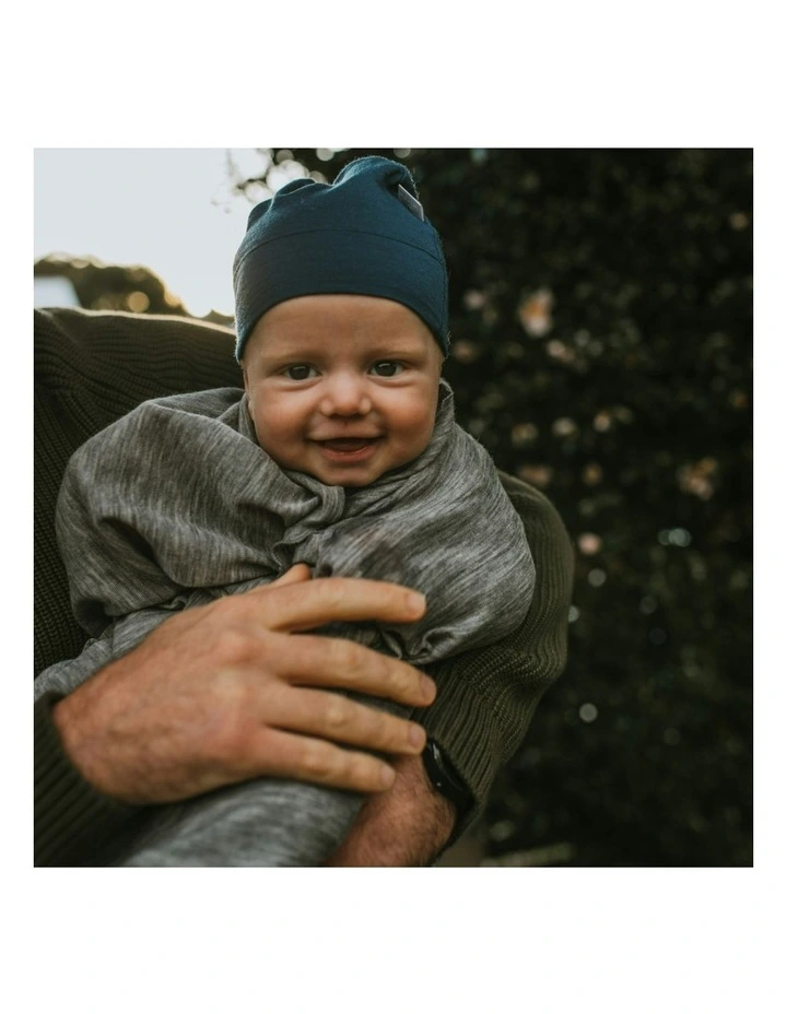 Baby Merino Beanie in Navy image 2
