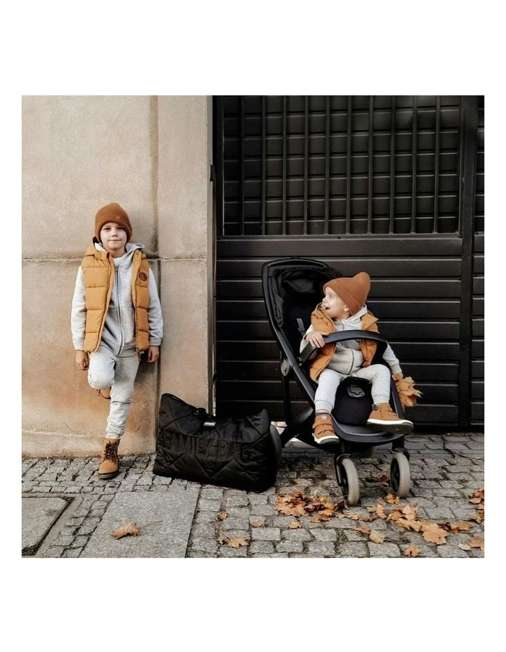 Classic Stroller in Black/Black image 4