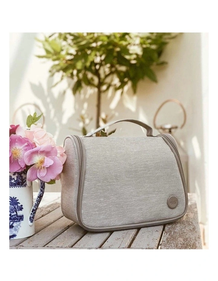 UV Sterilisation Travel Bag in Grey image 3