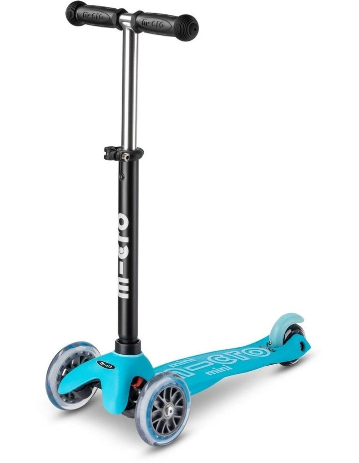 Mini2Go Deluxe Plus Ride On Scooter in Blue image 2