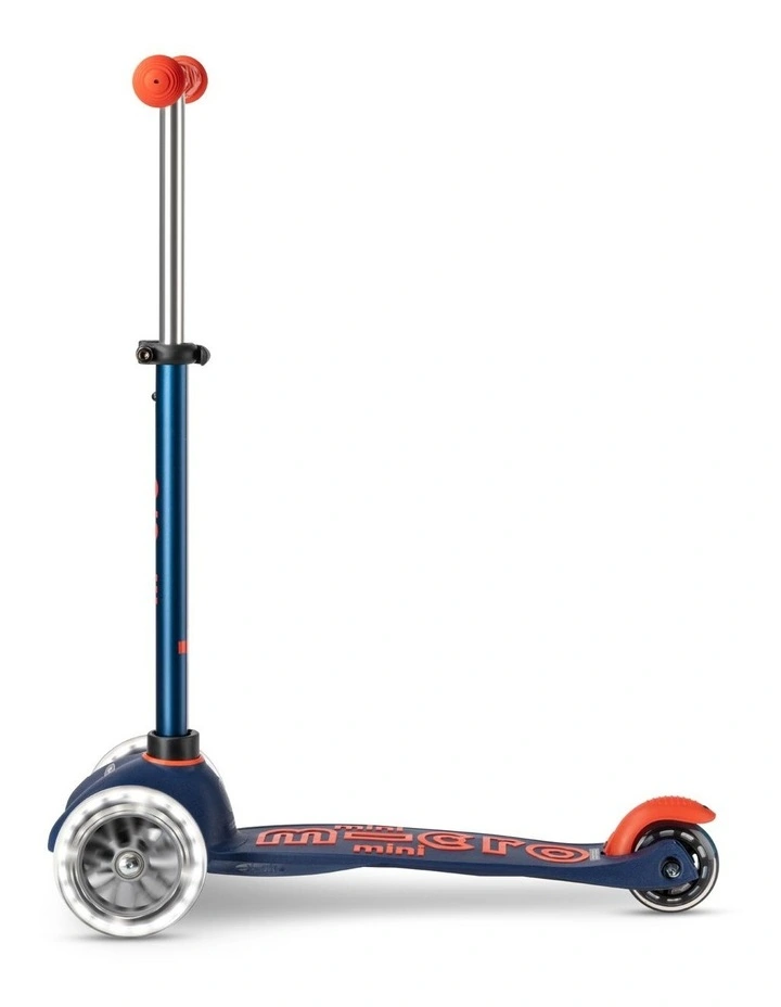 Mini Deluxe LED 3 Wheel Scooter in Navy image 4