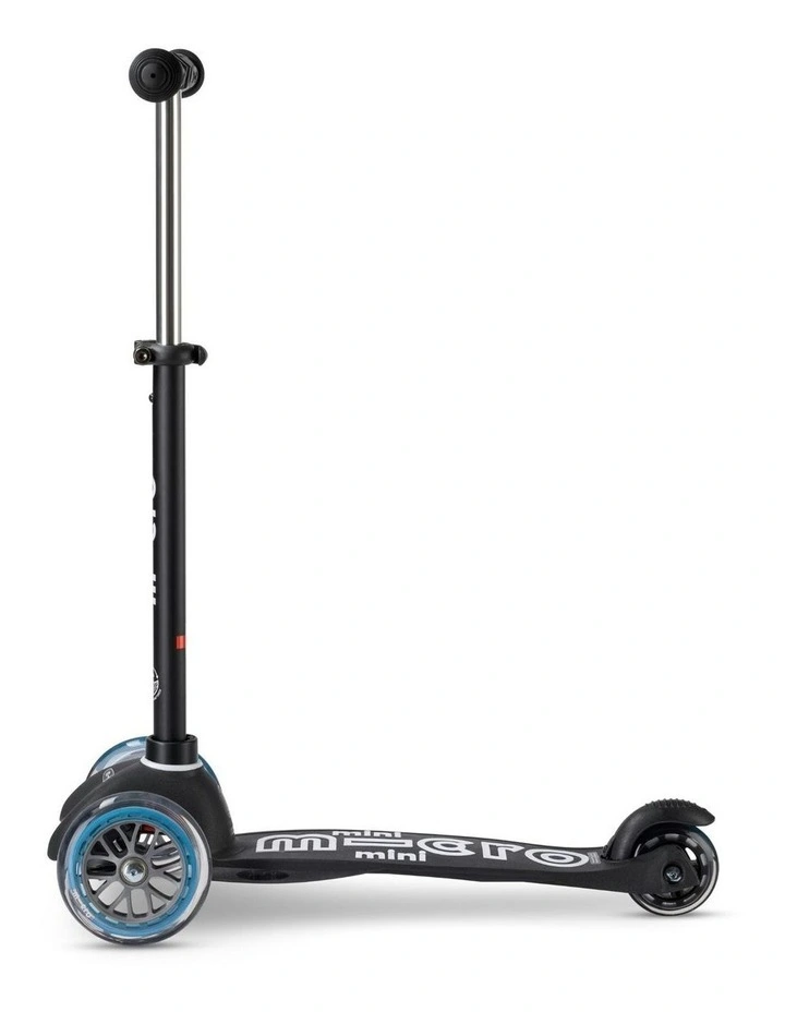 Mini Deluxe Eco 3 Wheel Scooter in Black image 2