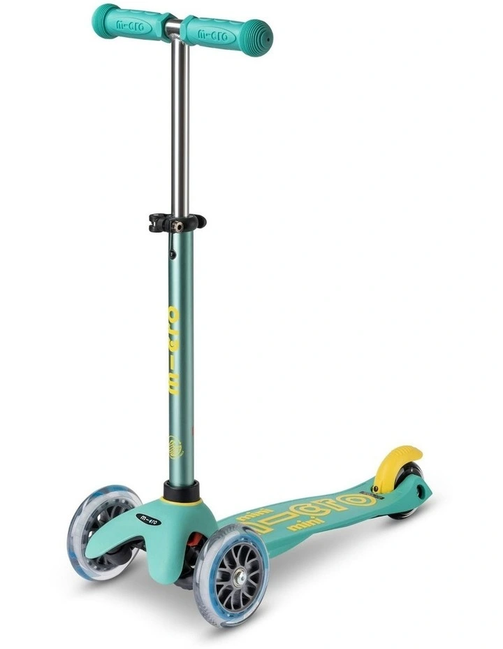 Mini Deluxe Eco 3 Wheel Scooter in Mint image 1