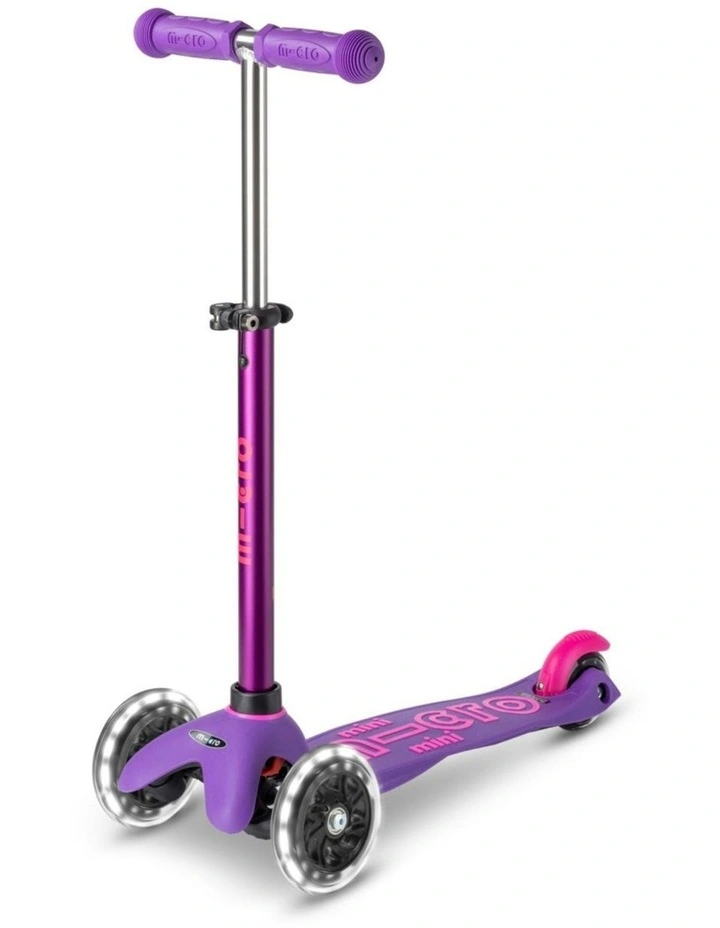 Mini Deluxe LED 3 Wheel Scooter in Purple/Pink image 1