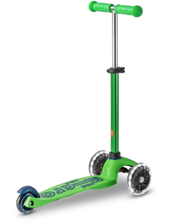 Mini Deluxe LED 3 Wheel Scooter in Green/Blue image 4