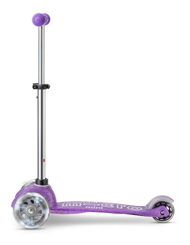 Mini Deluxe Glitter LED 3 Wheel Scooter in Purple image 3