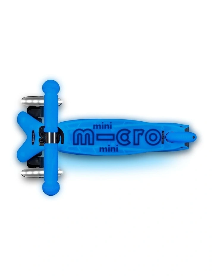 Mini Deluxe Glow LED 3 Wheel Scooter in Arctic Blue image 3