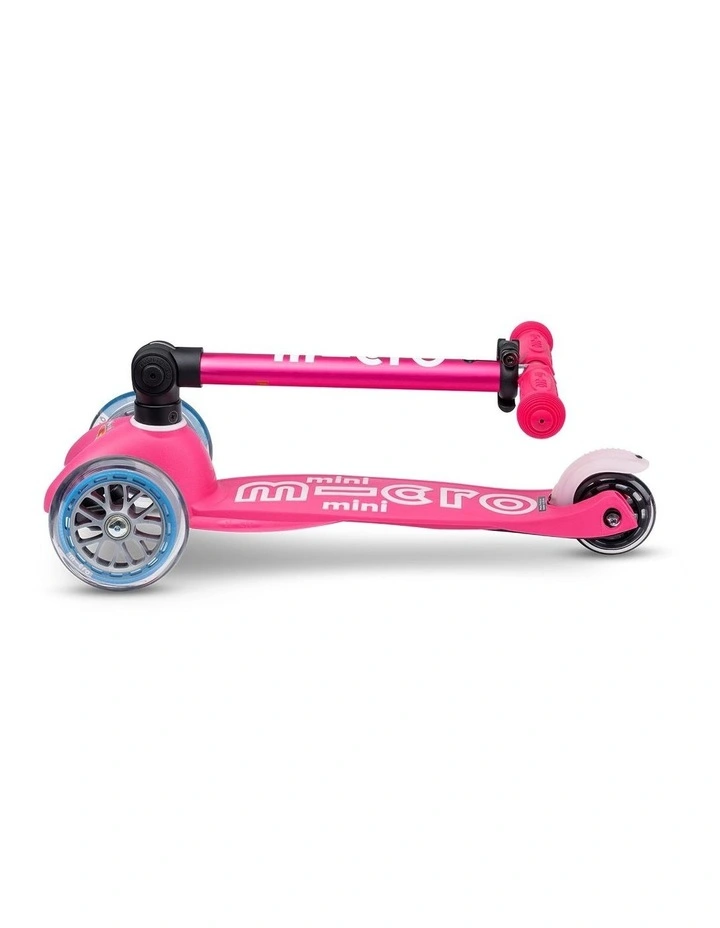 Mini Deluxe Foldable 3 Wheel Scooter in Pink image 4