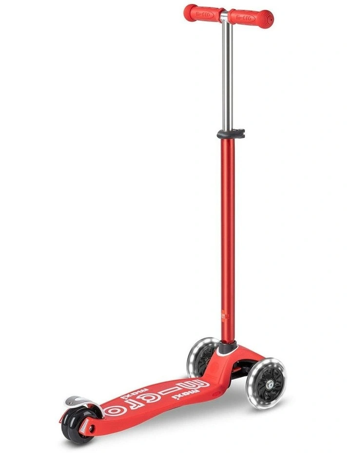 Maxi Deluxe Led Scooter in Red image 4