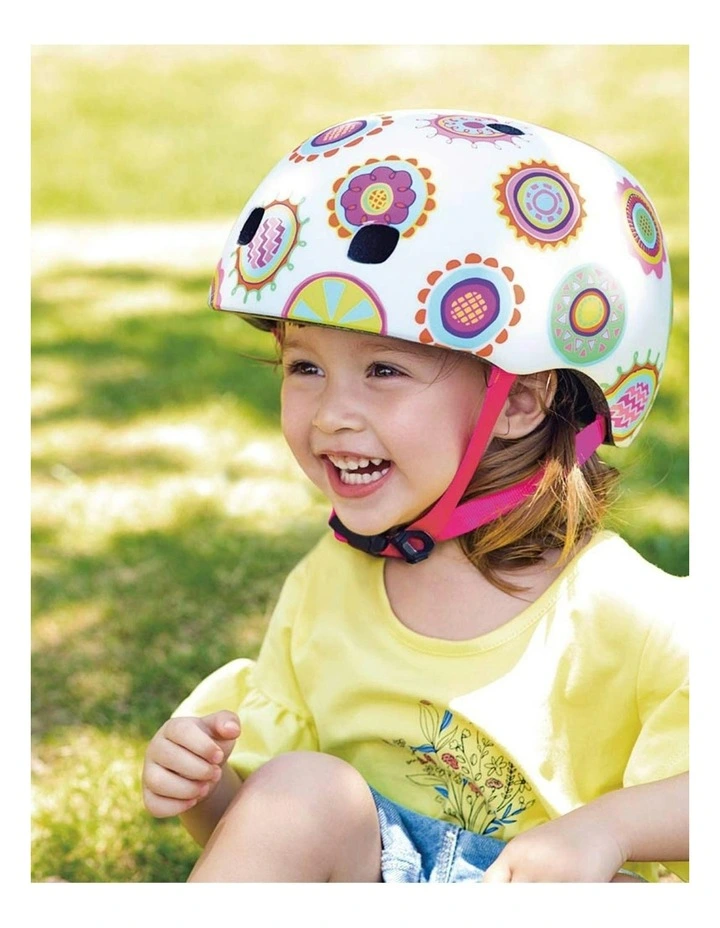 S / Doodle Dot Pattern Bike Helmet in White image 3