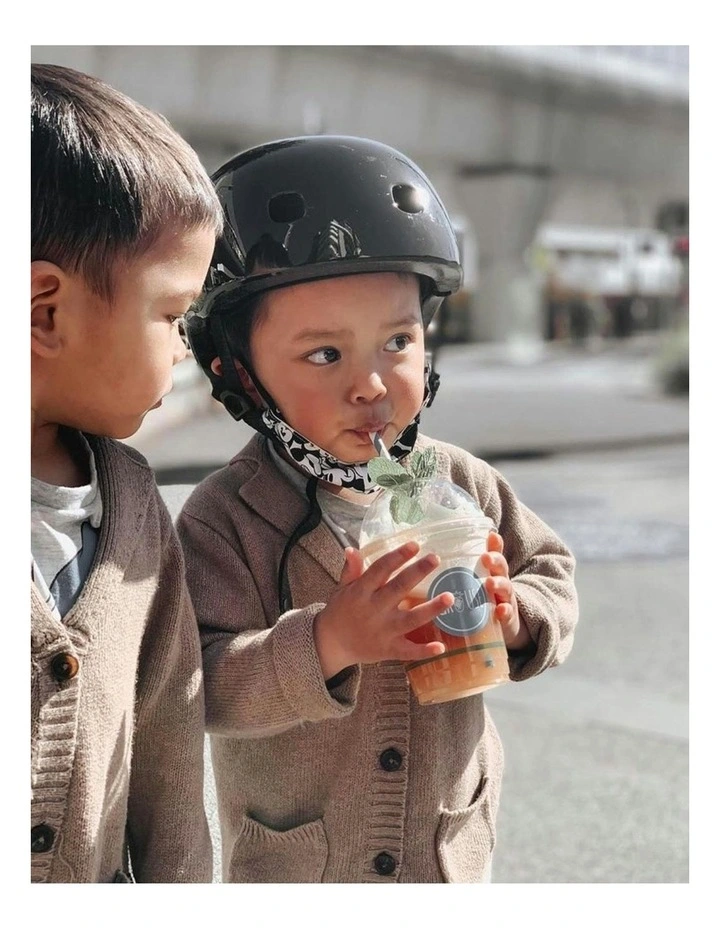 S-Classic Bike Helmet in Black image 2