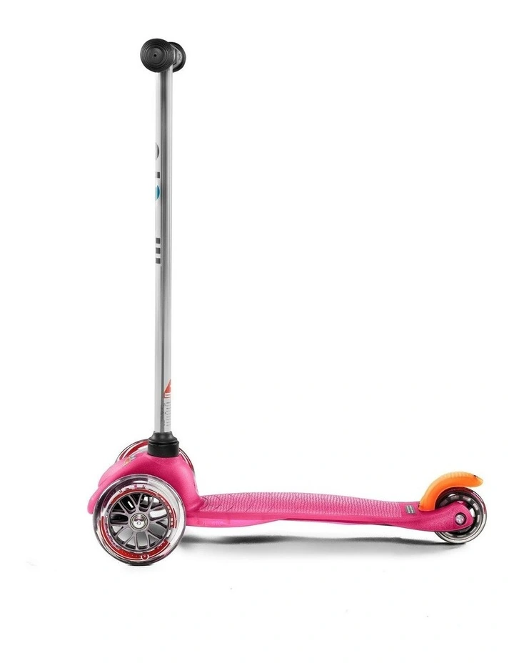 Mini Classic 3 Wheel Scooter in Pink image 2