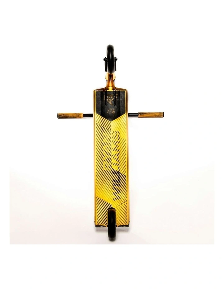 RW560 Signature Stunt Scooter in Gold/Black image 3