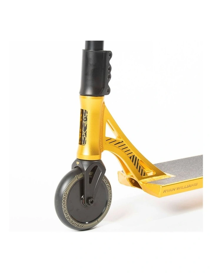 RW560 Signature Stunt Scooter in Gold/Black image 7