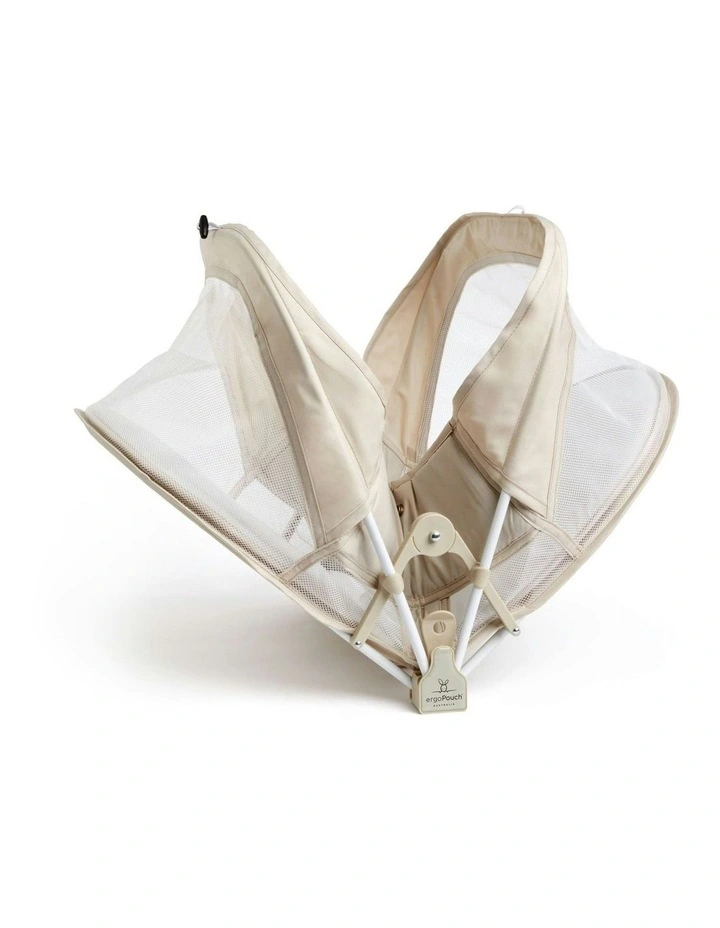 Easy Sleep Portable Bassinet in Ecru image 6