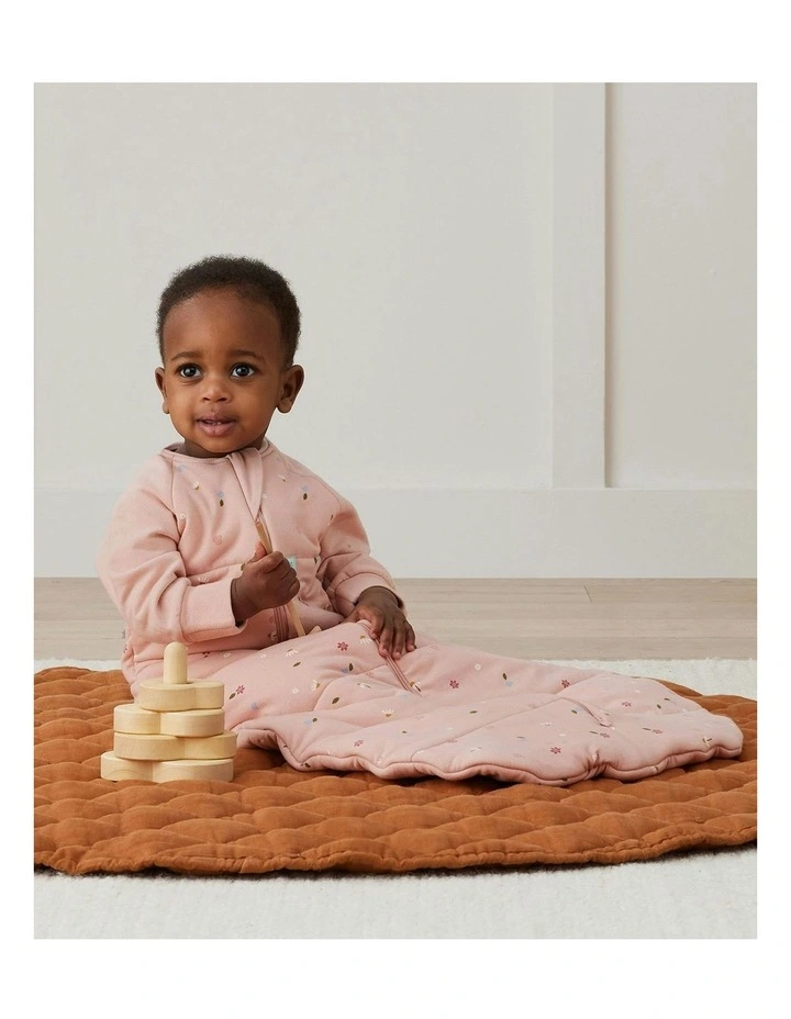 Sleeping Bag 2.5 TOG Sleeved Daisies in Baby Pink image 2