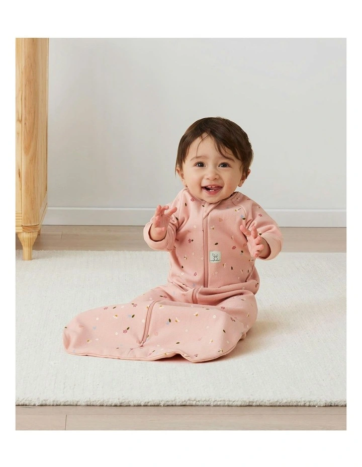Sleeping Bag 1.0 TOG Sleeved Daisies in Baby Pink image 2
