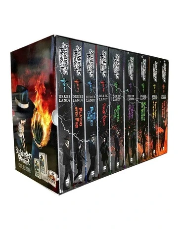 Skulduggery Pleasant 9 Volume Slipcase