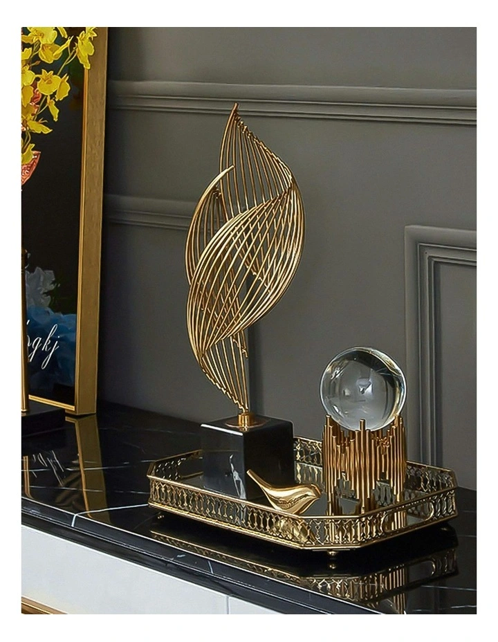 Spiral Leaves Luxury Metal Tabletop 46cm in Gold image 4