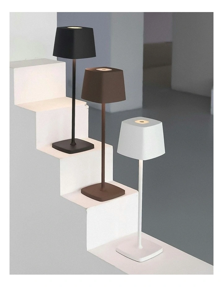 Hotel Lightning Rechargeable Lamp in Black image 2