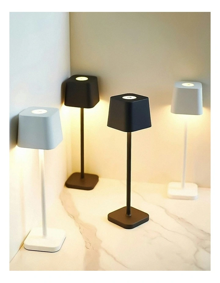 Hotel Lightning Rechargeable Lamp in Black image 3
