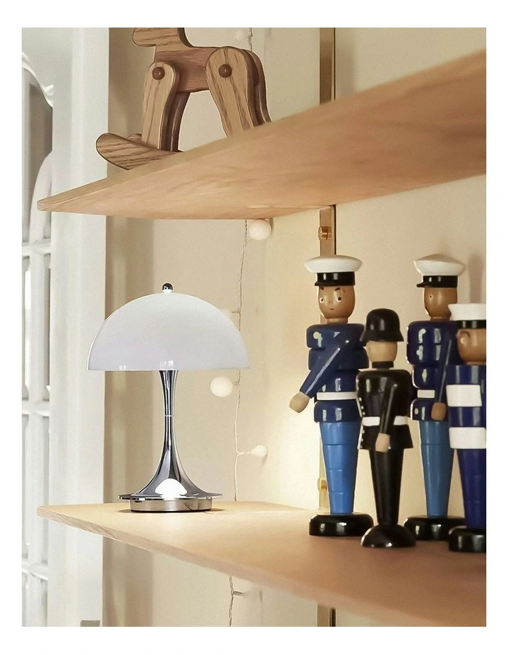 Luxury Lamp in White image 5