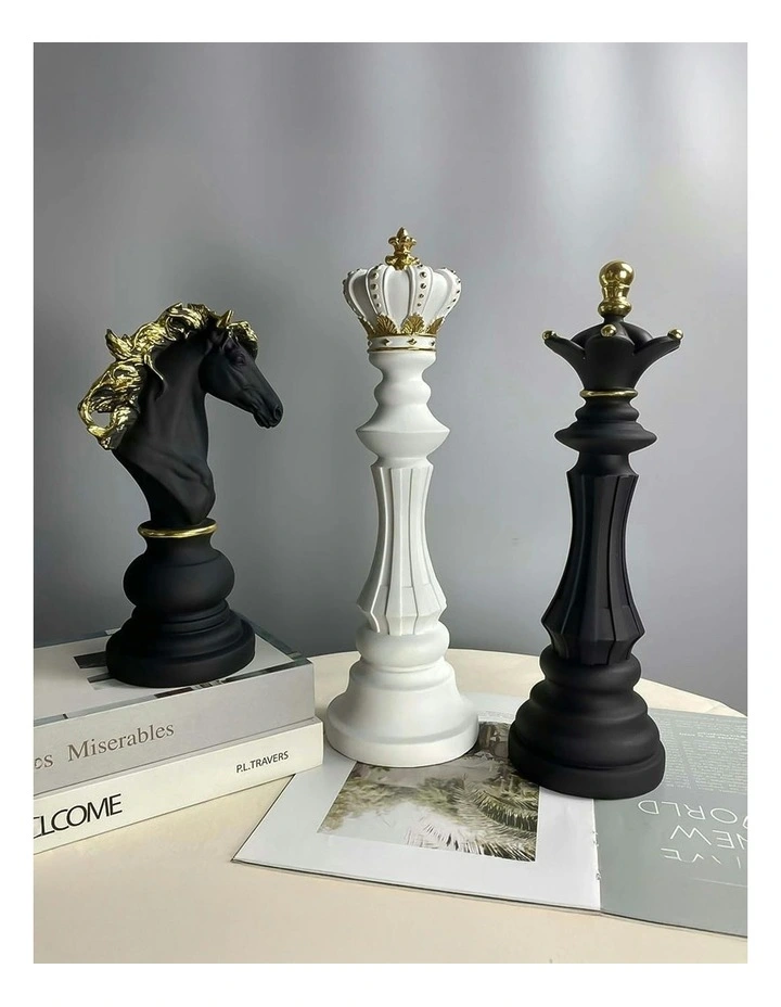 Home Figurine Chess Piece in Black Knight Medium Resin image 3