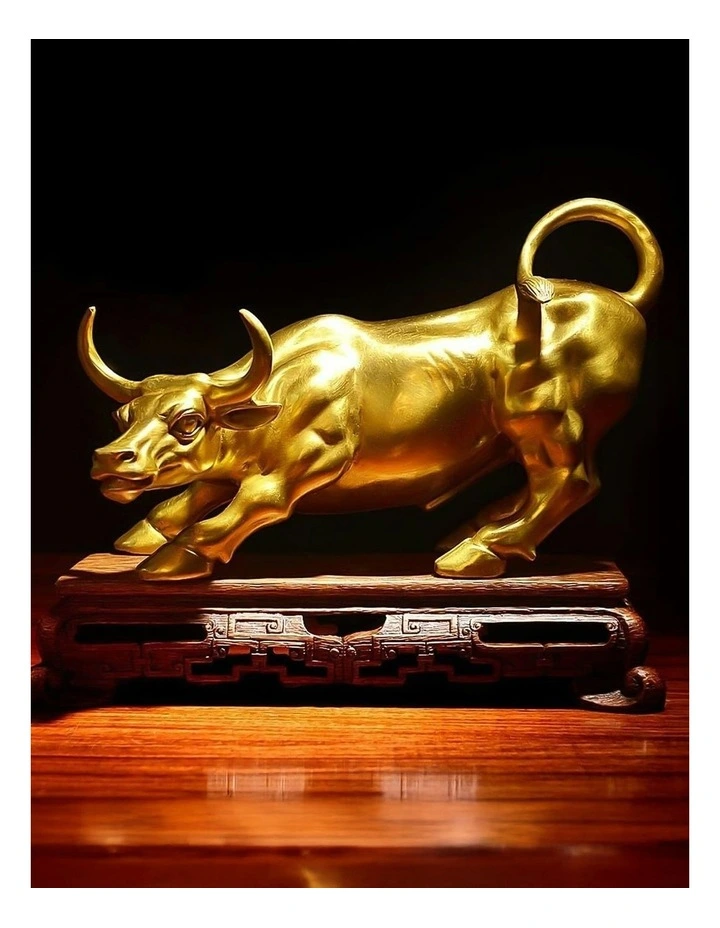 Home Figurine Bull Resin in Gold image 2