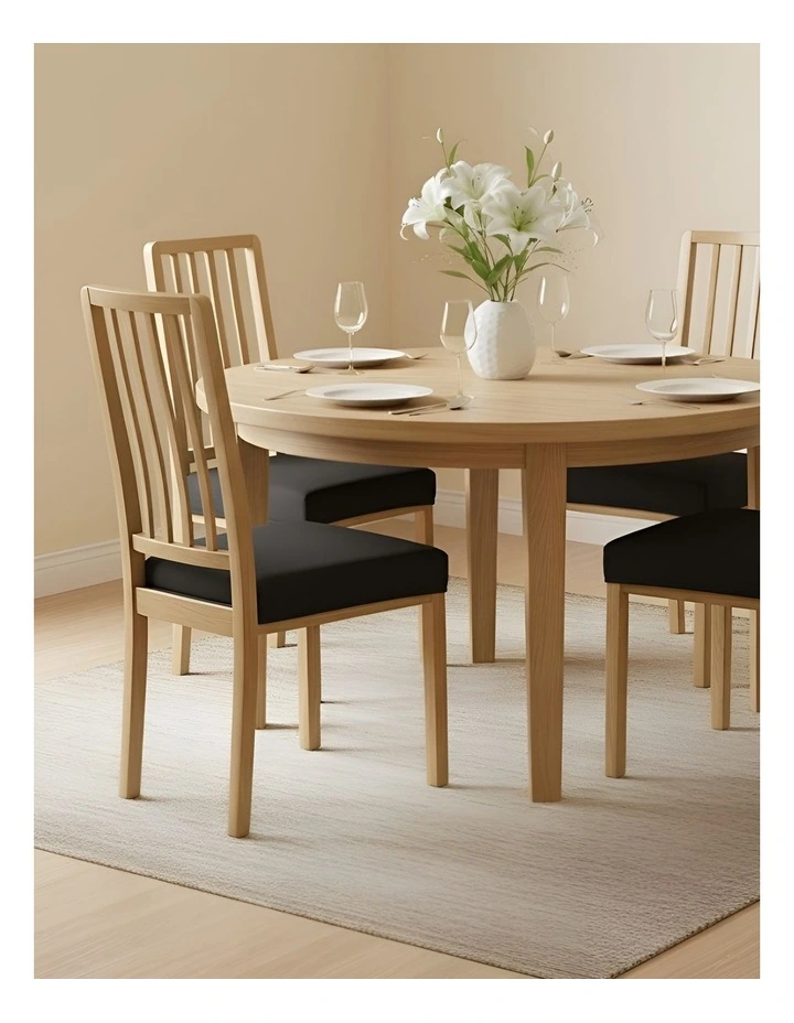 Plain Chair Cover in Black image 2
