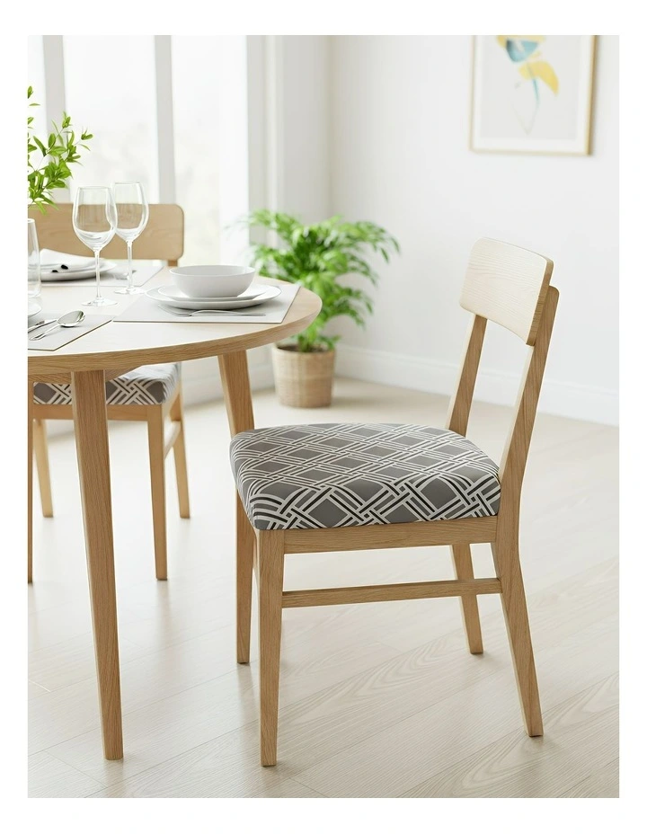 Macro Knitted Design Stretch Chair Cover in Multi image 3