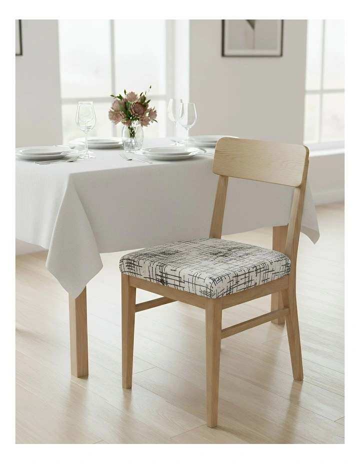 Sketch Lines Design Stretch Chair Cover in White image 2