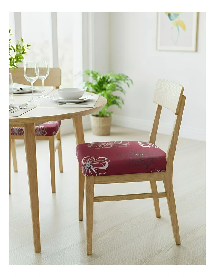 Simple Floral Pattern Chair Cover in Red image 3
