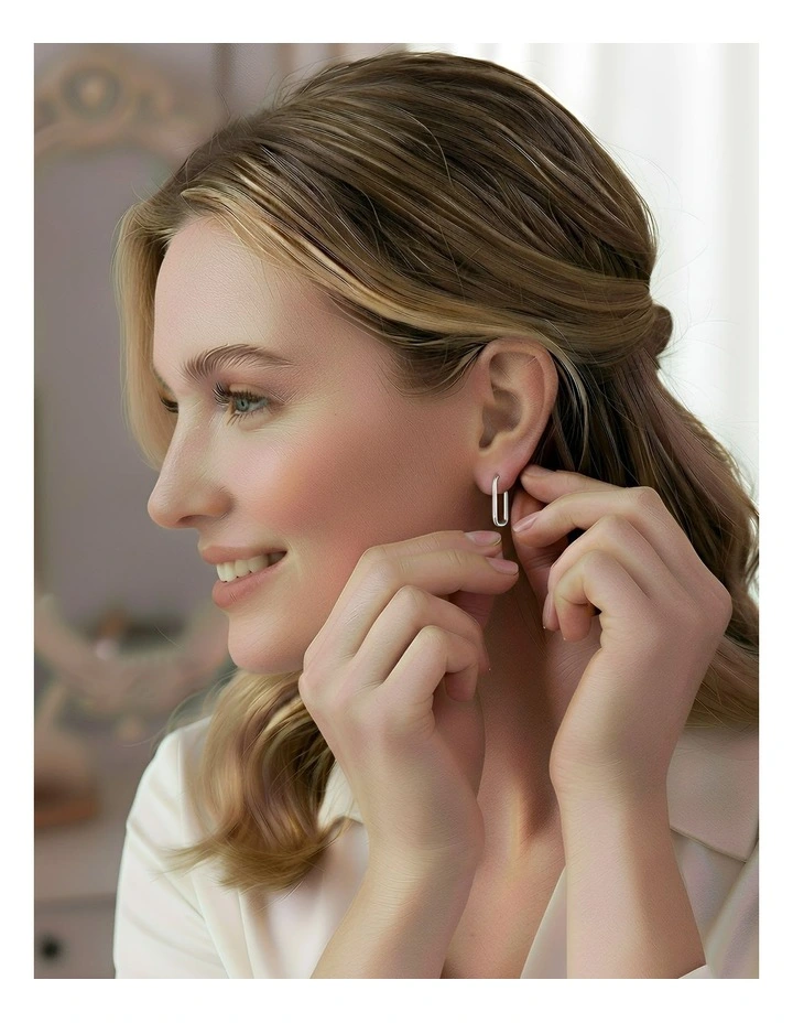 925 Sterling Simple Fashion Earrings in Silver image 3