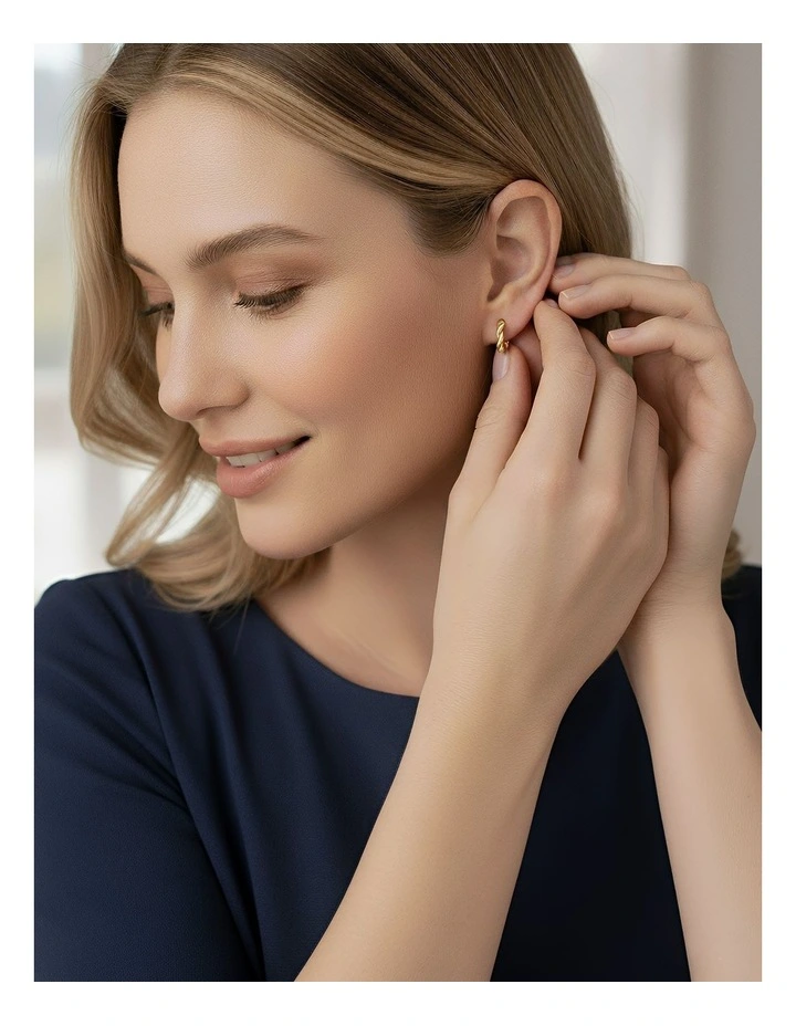 Minimalist Round Wave Twist Small Studs Earrings in Gold image 5