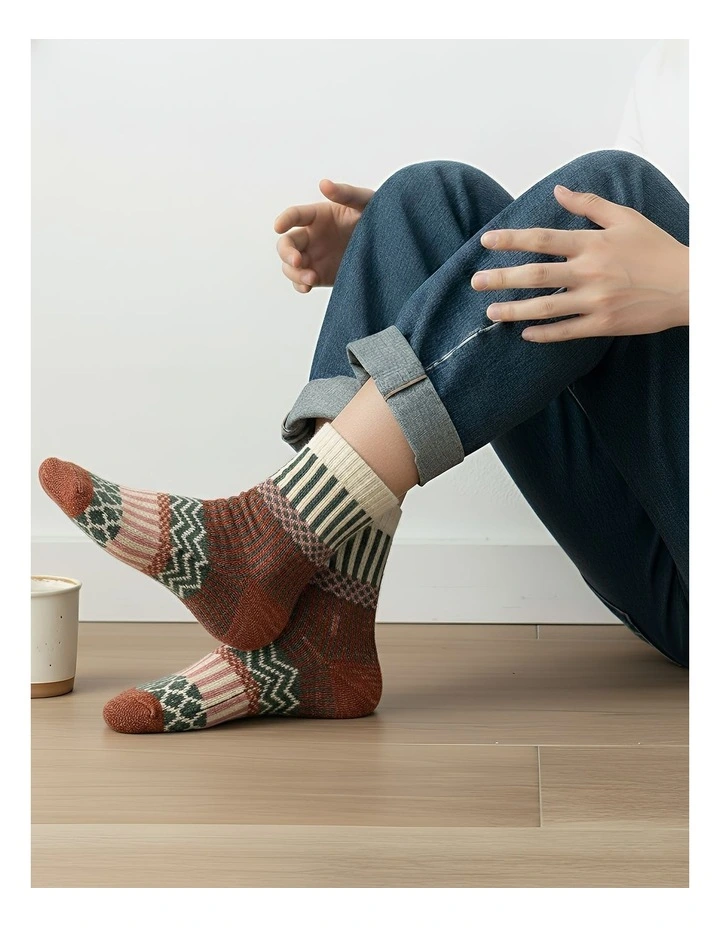 Anyfootwear Womens 5 Pairs Wool Socks in Winter Thick Warm Multicolor Fashion Casual image 4