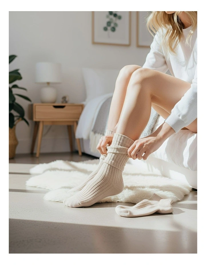 One Size 36-43 Retro Long Knitted Socks 5 Pairs in Beige image 3